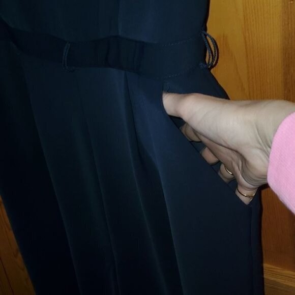 Frank Lyman Design Ruffled CapSleeve Fulp Zippered Dark Navy Sz. 10 JumpSuit - Picture 3 of 13